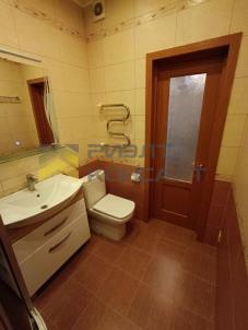 Продажа квартиры Омск. проспект Комарова, 17, к.1