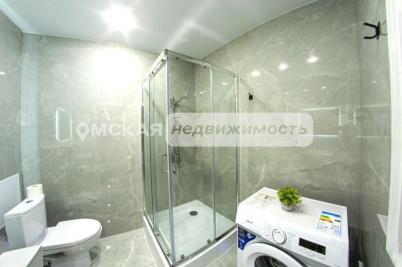 Продажа квартиры Омск. улица Маршала Жукова 156