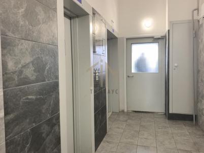 Продажа квартиры Омск. Взлетная ул., 13/1