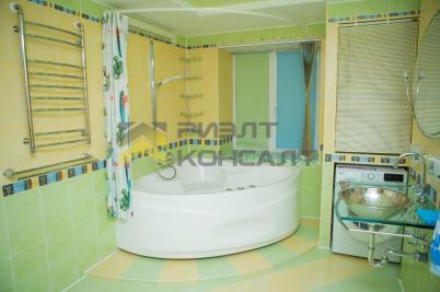 Продажа квартиры Омск. улица Кирова, 16, к.2