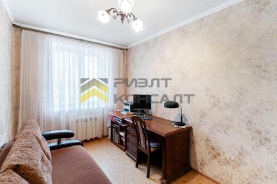 Продажа квартиры Омск. улица Крупской, 9/3