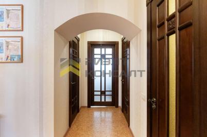 Продажа квартиры Омск. улица Крупской, 9/3