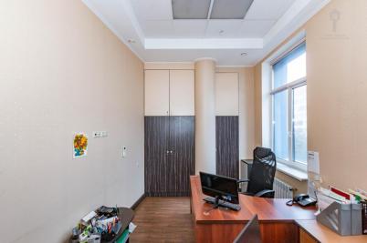 Продажа коммерческой недвижимости Омск. Лукашевича, 10В