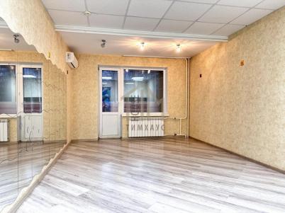 Аренда коммерческой недвижимости Омск. Завертяева ул., 18к1