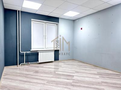 Аренда коммерческой недвижимости Омск. Завертяева ул., 18к1