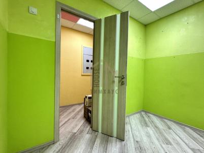 Аренда коммерческой недвижимости Омск. Завертяева ул., 18к1