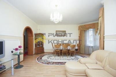 Продажа квартиры Омск. улица 7-я Любинская, 24