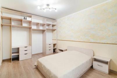 Продажа квартиры Омск. проспект Комарова, 16