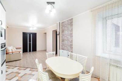 Продажа квартиры Омск. проспект Комарова, 16