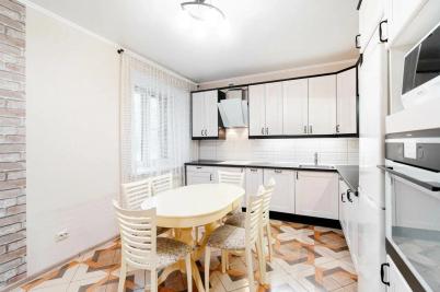 Продажа квартиры Омск. проспект Комарова, 16