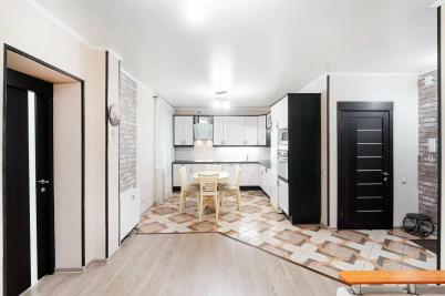 Продажа квартиры Омск. проспект Комарова, 16