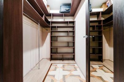 Продажа квартиры Омск. проспект Комарова, 16