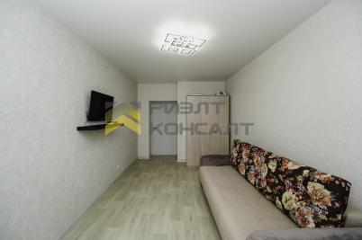 Продажа квартиры Омск. улица 70 лет Октября, 3