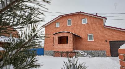 Продажа дома Ясная Поляна, Парадная, 2