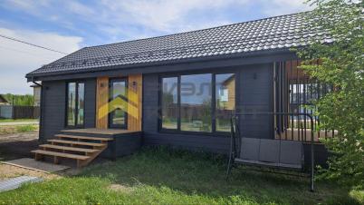 Продажа дома Омский район, Магистральное сельское поселение, село Ребровка, Центральная улица