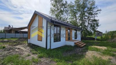 Продажа дома Омский район, Магистральное сельское поселение, село Ребровка, Центральная улица