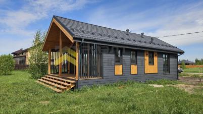 Продажа дома Омский район, Магистральное сельское поселение, село Ребровка, Центральная улица