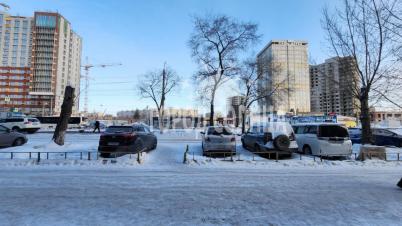 Продажа квартиры Омск.&nbsp;Городок Нефтяников, Королева проспект, 8