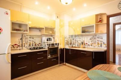 Продажа квартиры Омск.&nbsp;Амурский-2, Амурская 21-я, 37