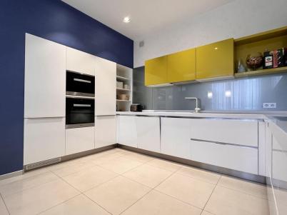 Продажа квартиры Омск.&nbsp;В.Е.Урядова ул, 8