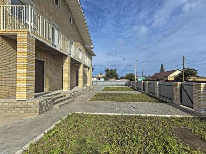 Продажа таунхауса муниципальный округ Омский район.&nbsp;посёлок Иртышский.&nbsp;посёлок Иртышский Юбилейная улица 42