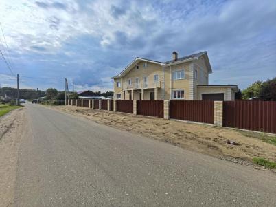 Продажа таунхауса муниципальный округ Омский район.&nbsp;посёлок Иртышский.&nbsp;посёлок Иртышский Юбилейная улица 42