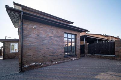 Продажа дома Омск.&nbsp;А.Санина ул, 4