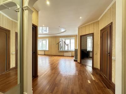 Продажа квартиры Омск.&nbsp;В.М.Шукшина ул., 9