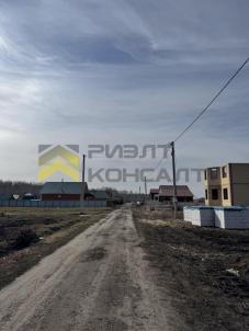 Продажа дома Омская обл, Омский р-н, деревня Зеленое Поле, ул Дружбы