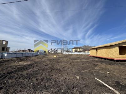 Продажа дома Омская обл, Омский р-н, деревня Зеленое Поле, ул Дружбы