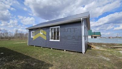Продажа дома Омская обл, Омский р-н, деревня Зеленое Поле, ул Ялтинская