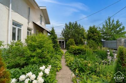 Продажа коттеджа Радужная улица 15