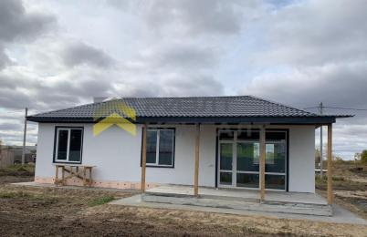 Продажа дома Омская область, Омский район, деревня Зелёное Поле, Путевая улица