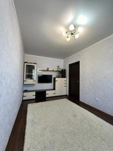 Продажа квартиры Омск.&nbsp;Верхнеднепровская ул, 275к2