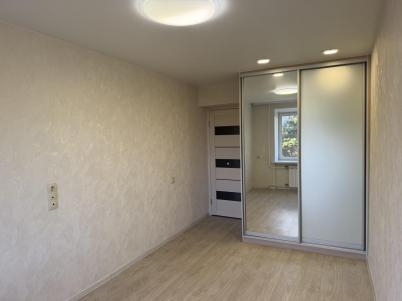 Продажа квартиры пр-кт. Коммунистический, 133